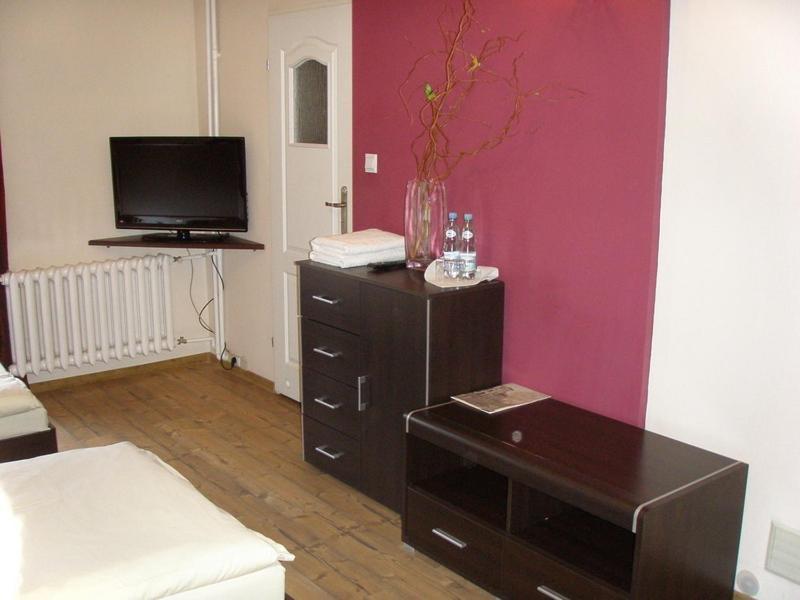 Przy Restauracji Stodola 3*
