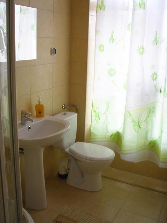 Przy Restauracji Stodola 3*