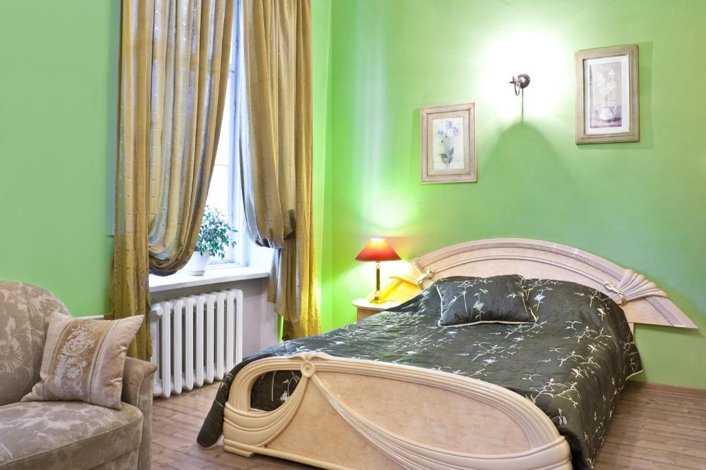Przy Restauracji Stodola 3*